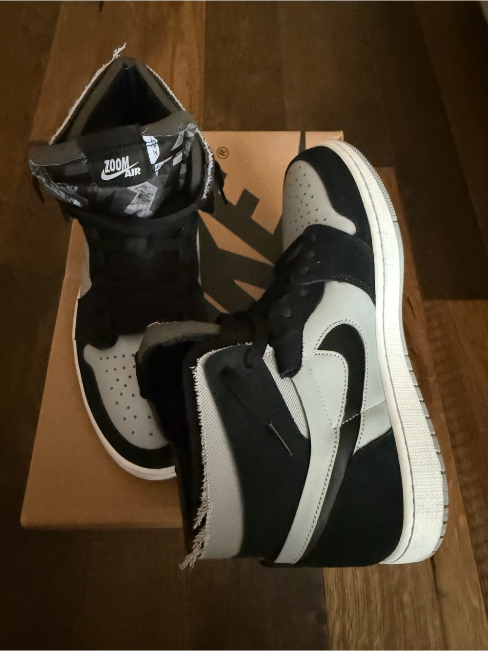Men's Air Jordan 1 Black and Grey High-Top Sneakers - Iconic Air Style - Picture 3 of 6
